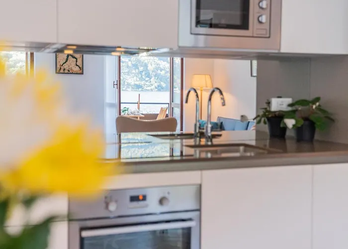 Appartement Your Private Harbour On By Rent Laglio