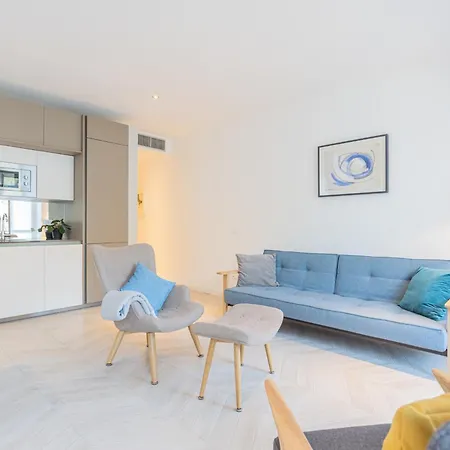Your Private Harbour Near Clooney By Rent ... Apartment *