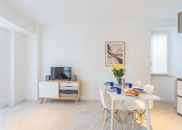 Your Private Harbour On By Rent Апартаменты Лалльо